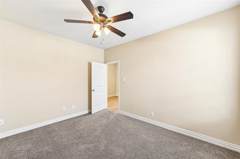 1918 Avenue D, Grand Prairie TX 75051 - Photo 16