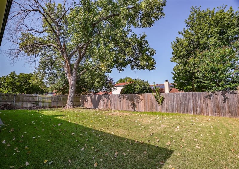 8021 Pebblebrook Drive, Watauga TX 76148 - Photo 13