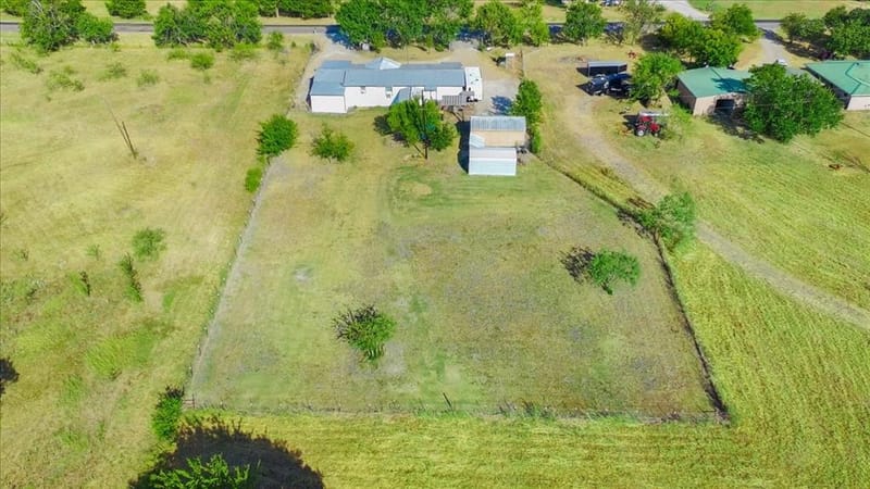 2093 Fm 1182, Ennis TX 75119 - Photo 40