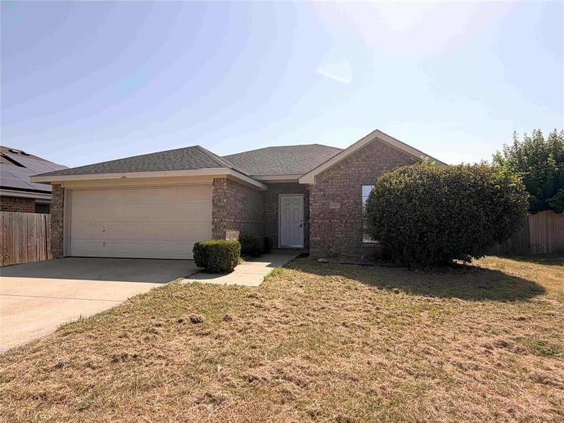 9325 Rhoni Court, Fort Worth TX 76140