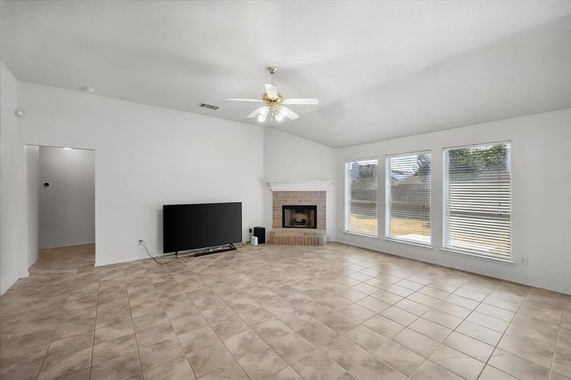 8031 Blue Duck Trail, Arlington TX 76002 - Photo 13