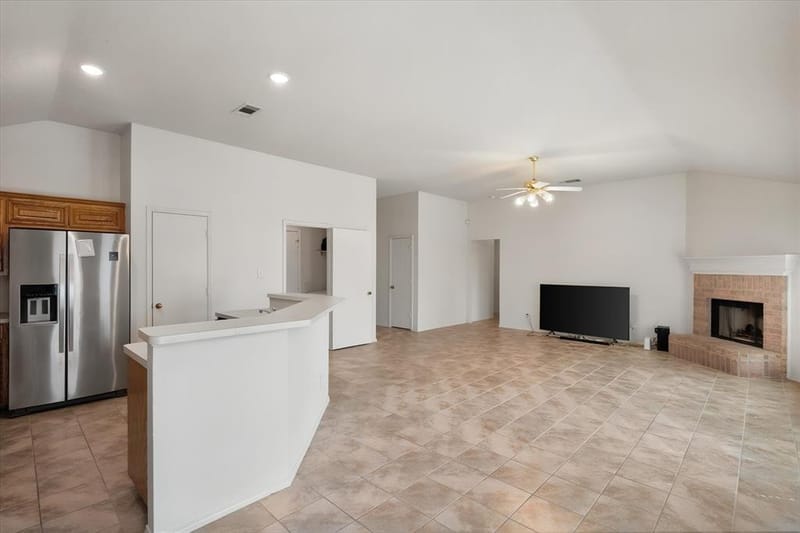 8031 Blue Duck Trail, Arlington TX 76002 - Photo 17