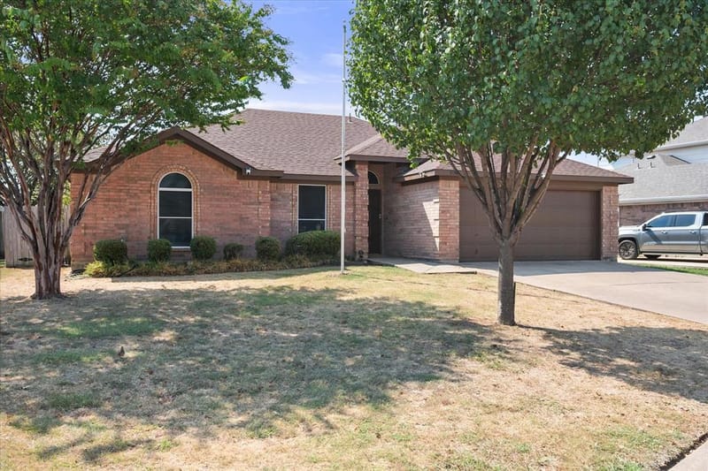 8031 Blue Duck Trail, Arlington TX 76002 - Photo 18