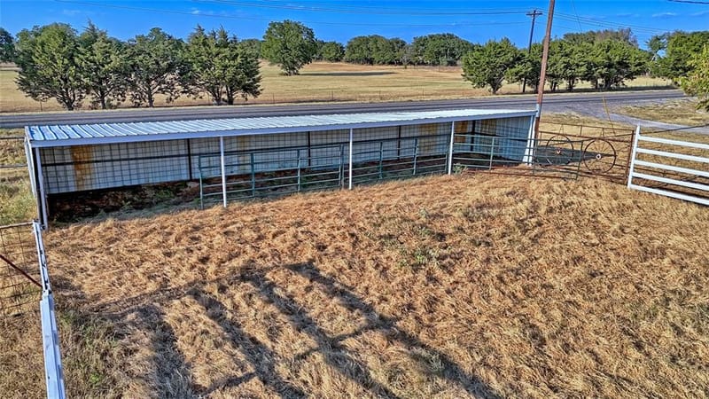 5423 Fm 1956, Nocona TX 76255 - Photo 13