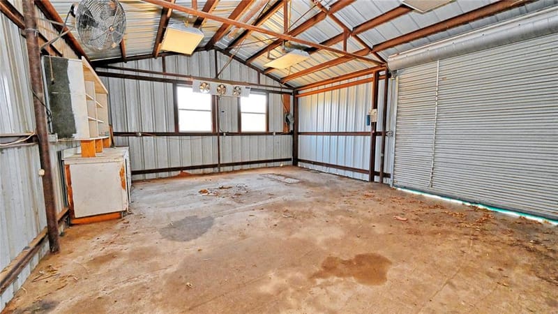 5423 Fm 1956, Nocona TX 76255 - Photo 12