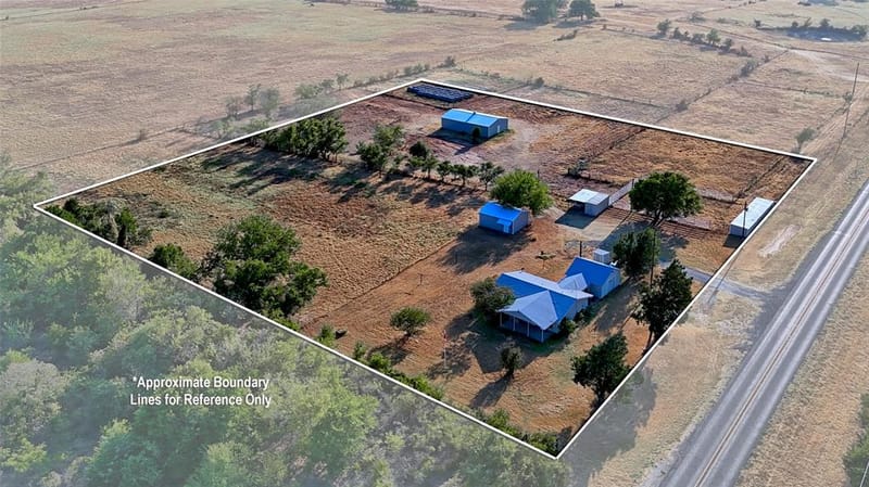 5423 Fm 1956, Nocona TX 76255