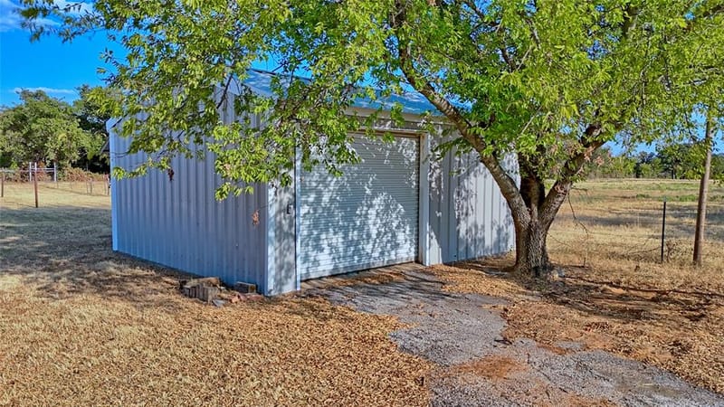 5423 Fm 1956, Nocona TX 76255 - Photo 10