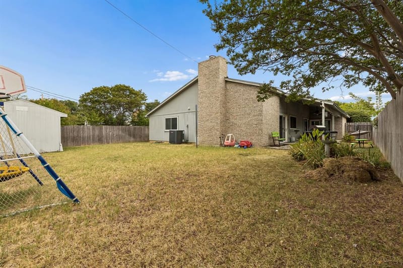 7012 Woodacre Road, Fort Worth TX 76133 - Photo 21