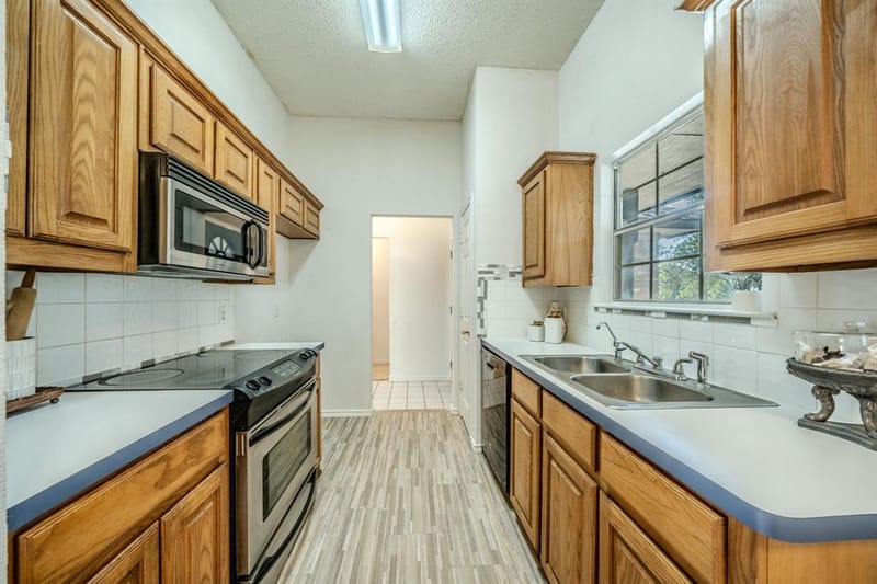 32 Atlantic Avenue, Midlothian TX 76065 - Photo 4