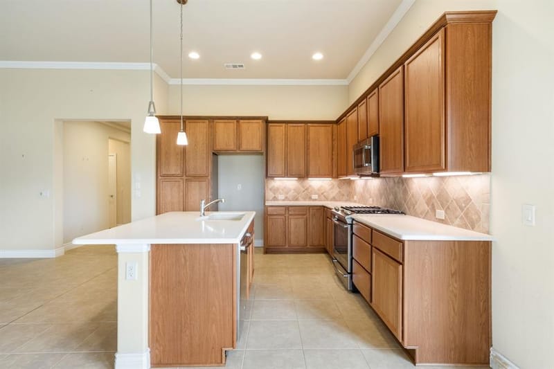 10224 Lindenwood Trail, Denton TX 76207 - Photo 7