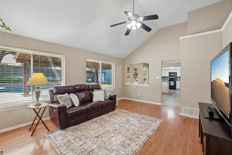 3231 Summerfield Drive, Grapevine TX 76051 - Photo 7