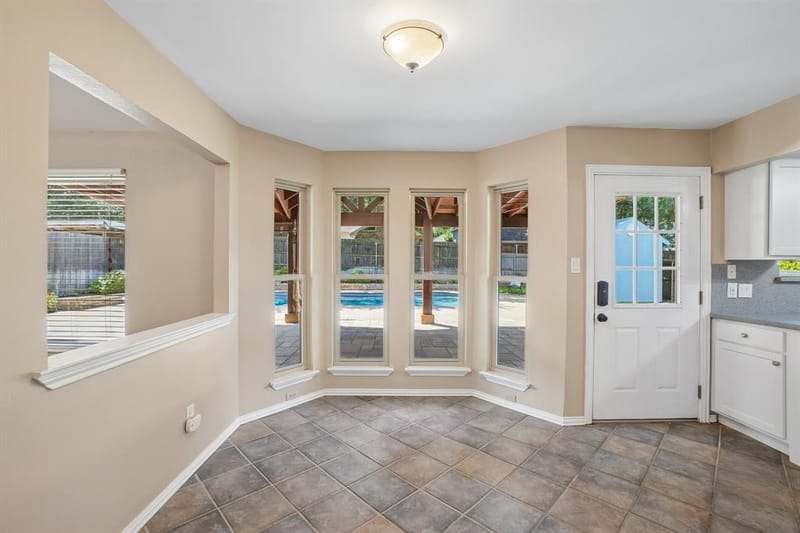 3231 Summerfield Drive, Grapevine TX 76051 - Photo 9