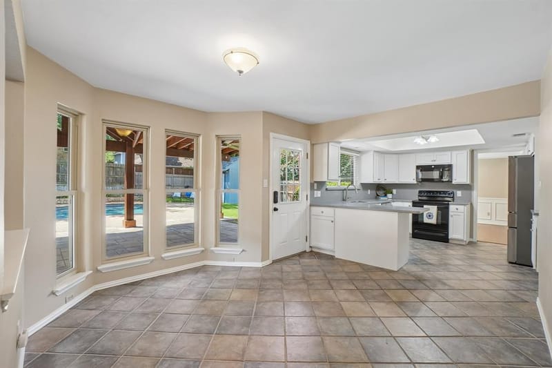 3231 Summerfield Drive, Grapevine TX 76051 - Photo 8