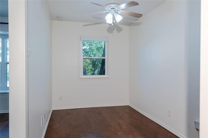 726 W Canty Street, Dallas TX 75208 - Photo 11