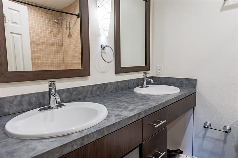 726 W Canty Street, Dallas TX 75208 - Photo 8