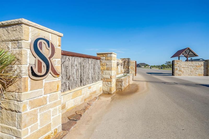 460 Royal Santana Run, Weatherford TX 76087 - Photo 38