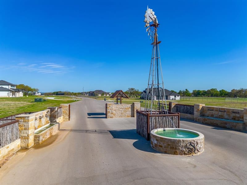 460 Royal Santana Run, Weatherford TX 76087 - Photo 39