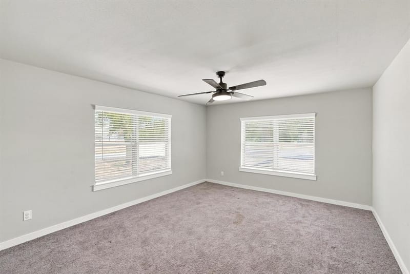 104 Casa Linda Drive, Ennis TX 75119 - Photo 8