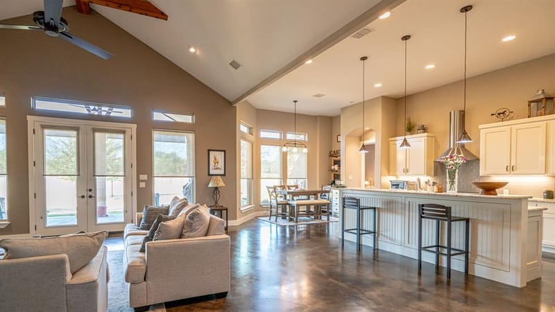 3609 Farm Land Court, Granbury TX 76048 - Photo 7