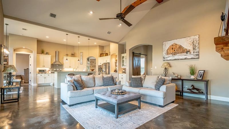 3609 Farm Land Court, Granbury TX 76048 - Photo 9