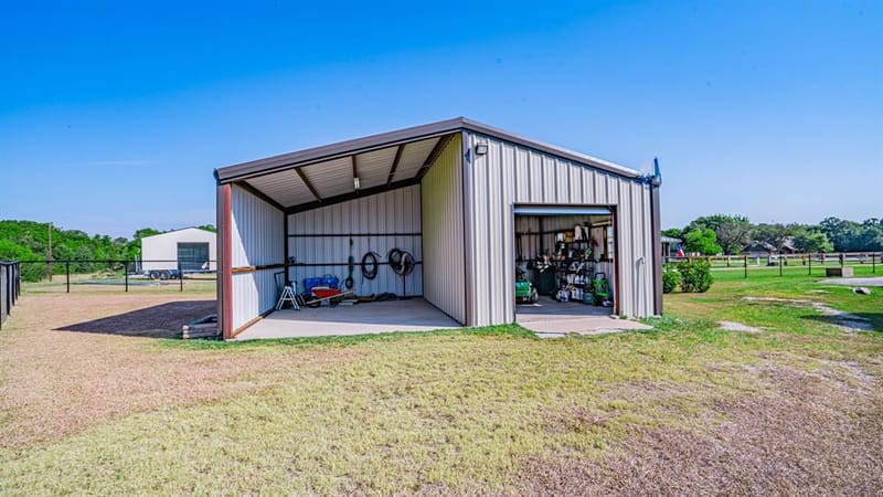 3609 Farm Land Court, Granbury TX 76048 - Photo 31