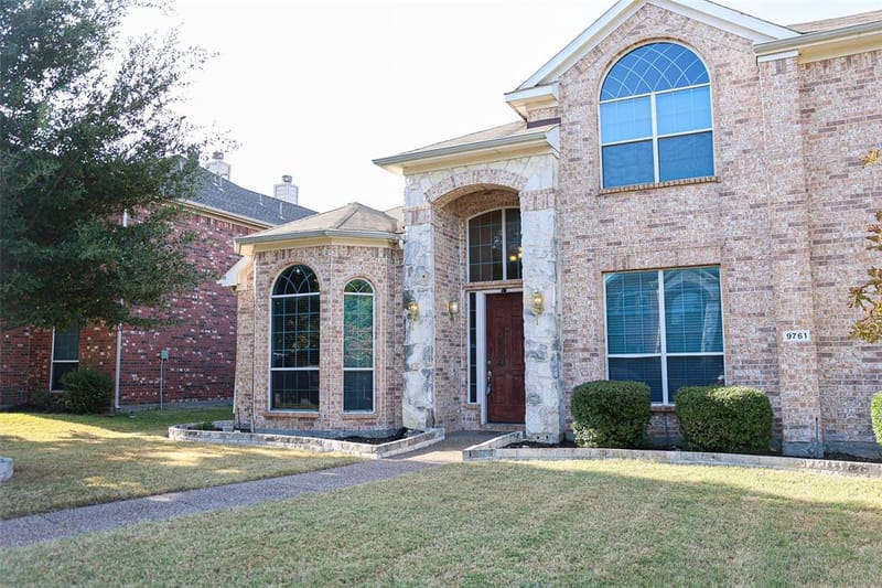 9761 Hickory Street, Frisco TX 75035 - Photo 2