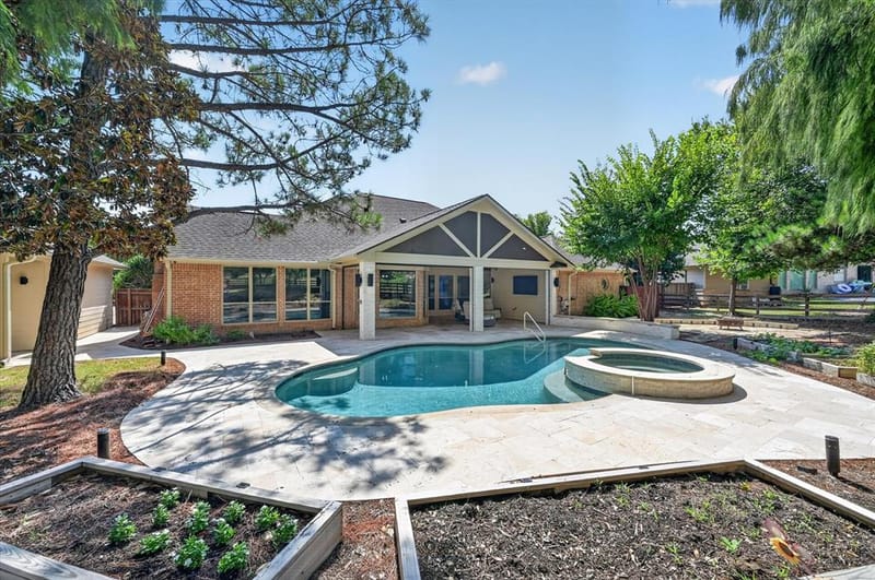 4901 Forest Hill Drive, Flower Mound TX 75028 - Photo 7