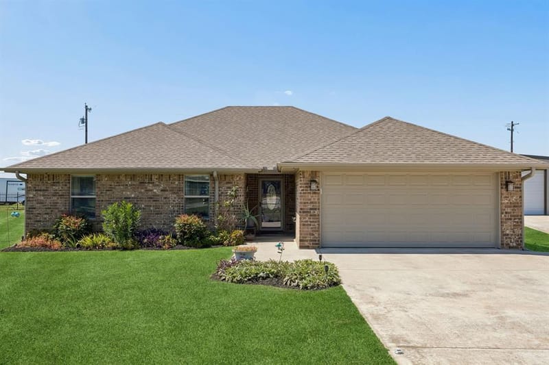 206 King George Way, Ponder TX 76259