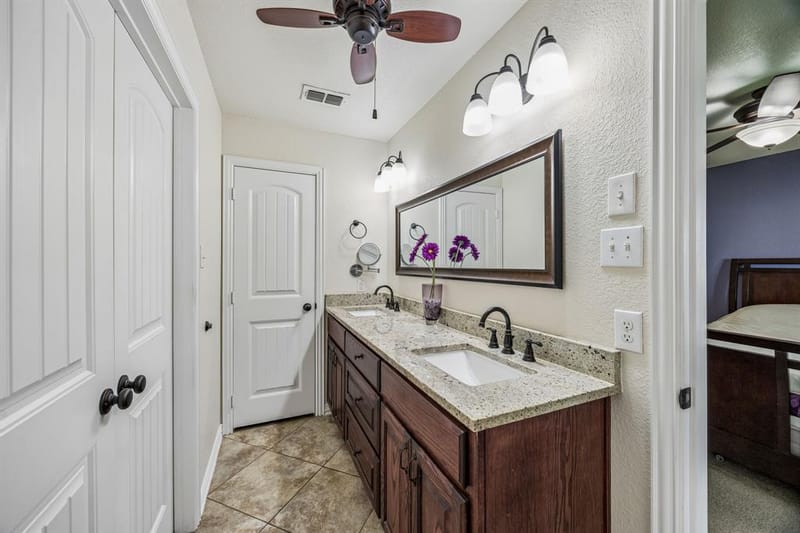 206 King George Way, Ponder TX 76259 - Photo 11