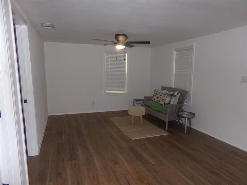 1533 W 6th Street, Corsicana TX 75110 - Photo 5