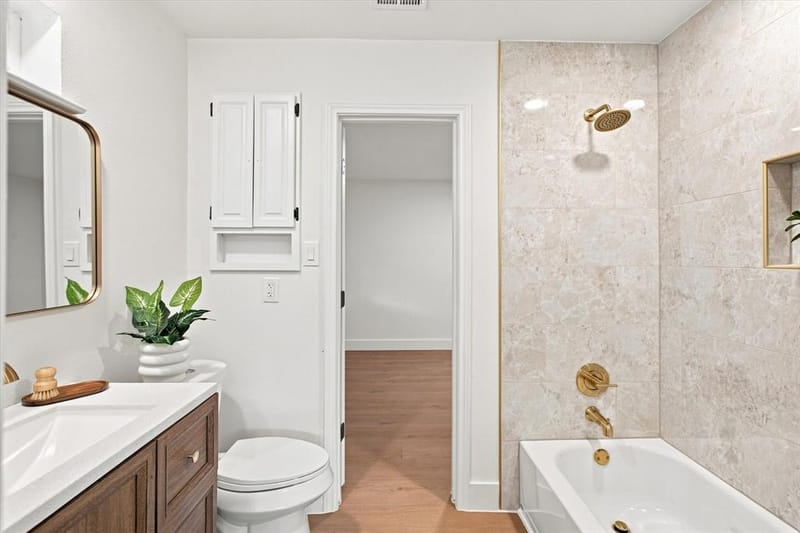 5826 Enchanted Lane, Dallas TX 75227 - Photo 17