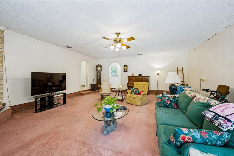 3014 Idlecreek Drive, Dalworthington Gardens TX 76016 - Photo 6