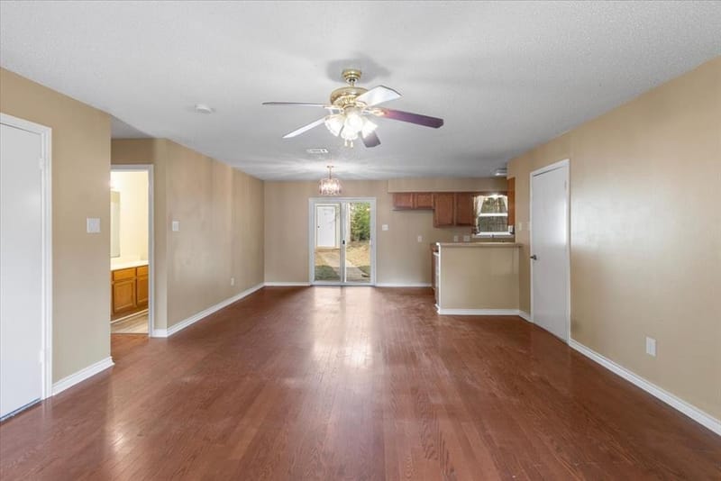 10204 Rolling Pines Drive, Tyler TX 75707 - Photo 6