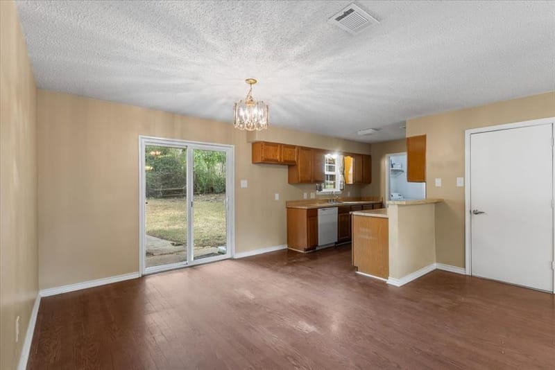 10204 Rolling Pines Drive, Tyler TX 75707 - Photo 11