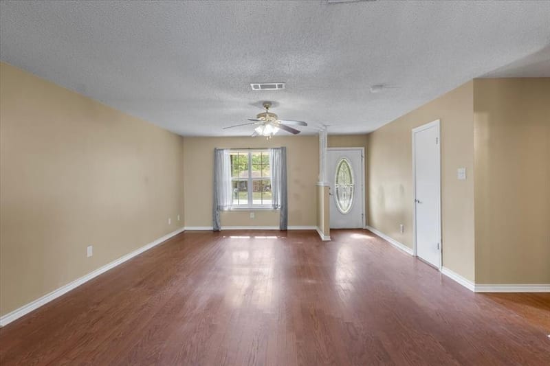 10204 Rolling Pines Drive, Tyler TX 75707 - Photo 8