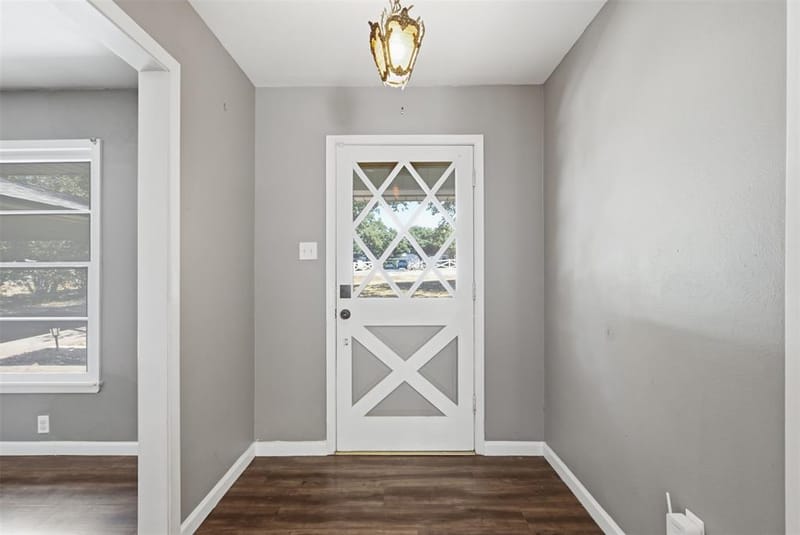 6121 Ten Mile Bridge Road, Fort Worth TX 76135 - Photo 7