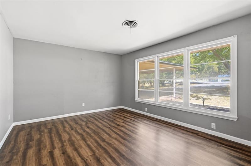 6121 Ten Mile Bridge Road, Fort Worth TX 76135 - Photo 9
