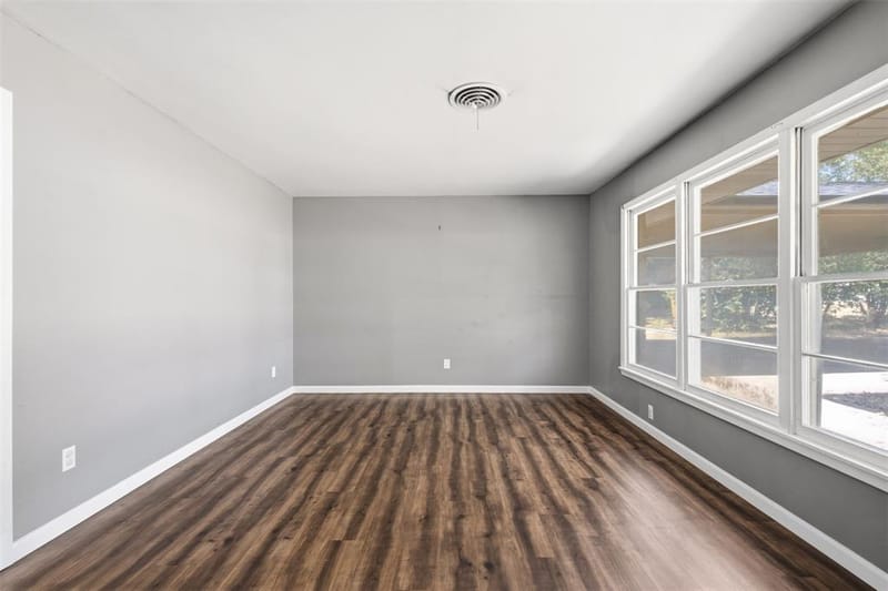 6121 Ten Mile Bridge Road, Fort Worth TX 76135 - Photo 10