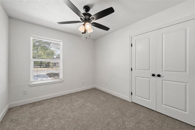 234 Ave E, Lacy Lakeview TX 76705 - Photo 9