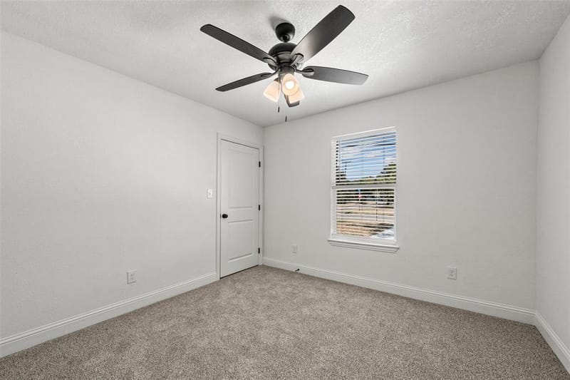234 Ave E, Lacy Lakeview TX 76705 - Photo 10