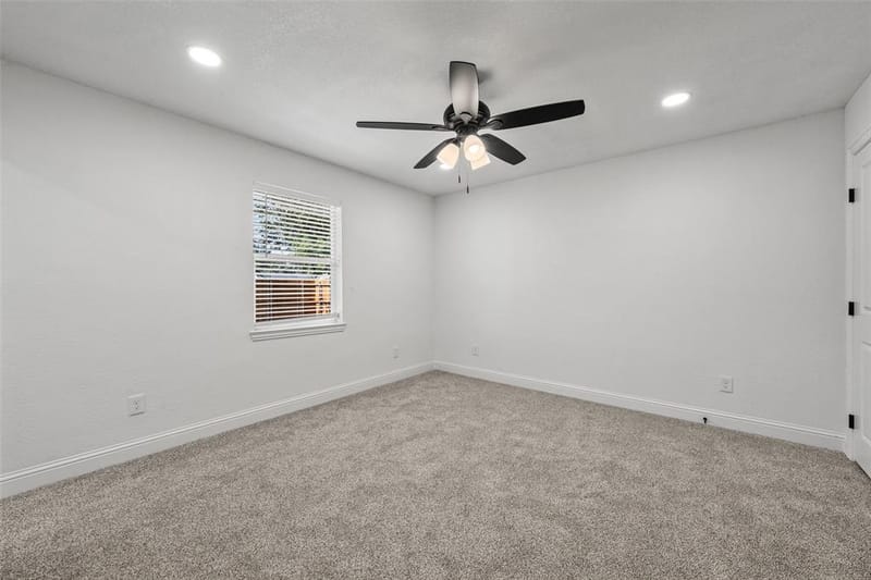 234 Ave E, Lacy Lakeview TX 76705 - Photo 11