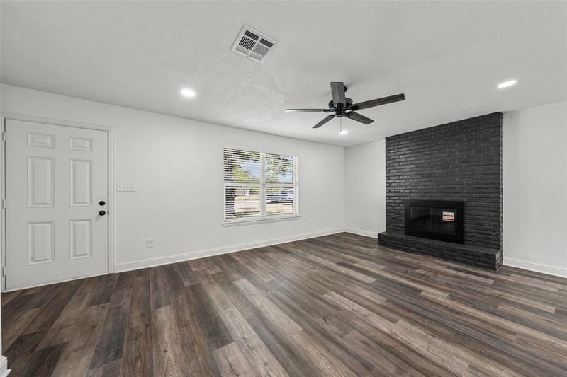 234 Ave E, Lacy Lakeview TX 76705 - Photo 4