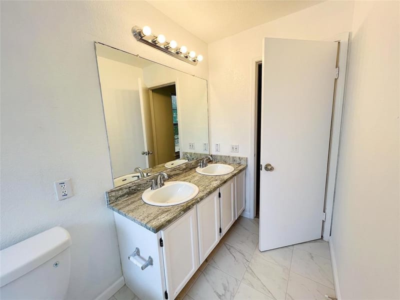 616 Valley Spring Drive, Arlington TX 76018 - Photo 27