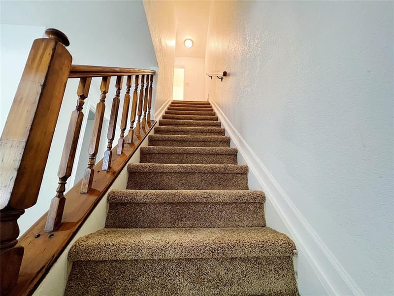 616 Valley Spring Drive, Arlington TX 76018 - Photo 15