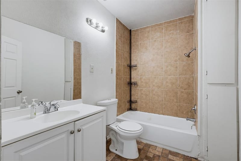 817 Marion Avenue, Fort Worth TX 76104 - Photo 27