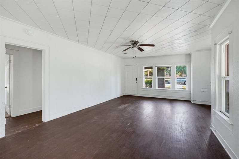 817 Marion Avenue, Fort Worth TX 76104 - Photo 6