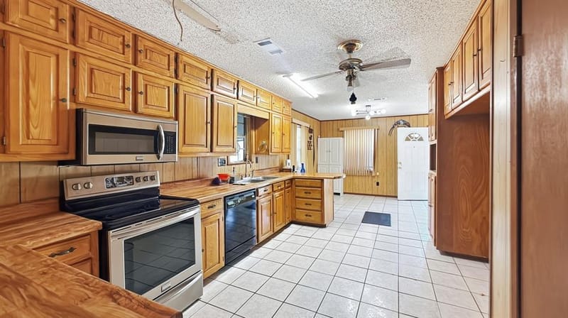 97 Heddingham Drive, Gordonville TX 76245 - Photo 12