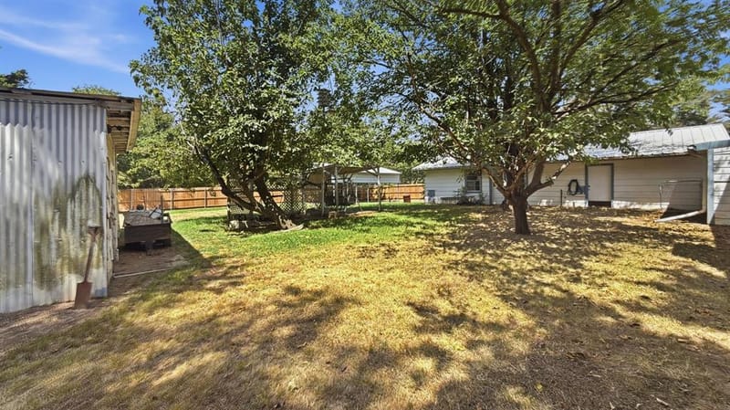 97 Heddingham Drive, Gordonville TX 76245 - Photo 7