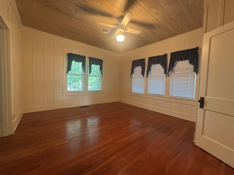 410 E Main Street, Wortham TX 76693 - Photo 28