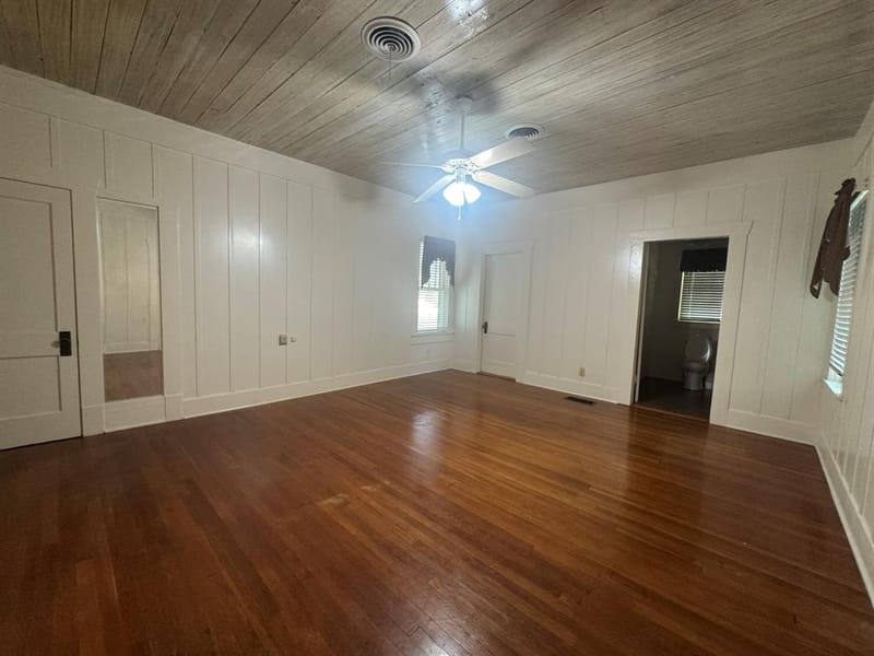 410 E Main Street, Wortham TX 76693 - Photo 20